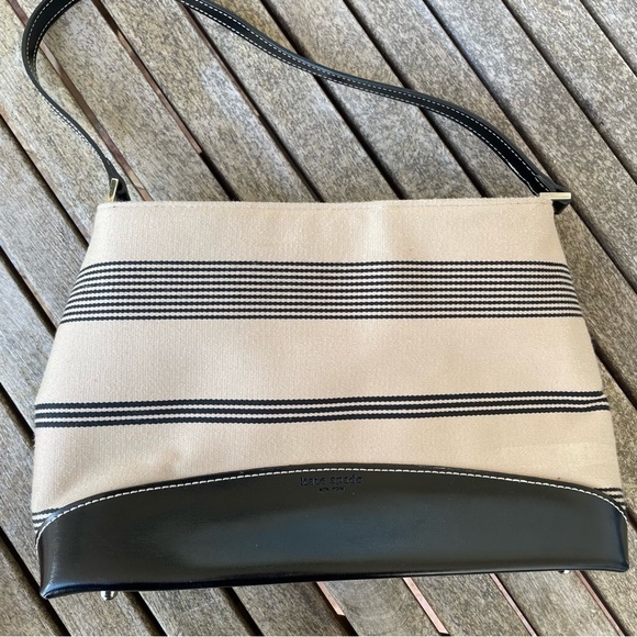 Vintage Kate Spade Shoulder Bag – Retired Beige & Black Classic 🖤✨ - Picture 5 of 16
